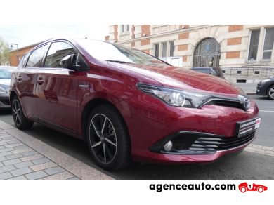 Toyota Auris — 10